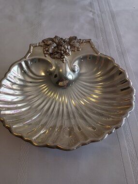 Vintage Reed & Barton 209 Silver-Plated Shell Dish